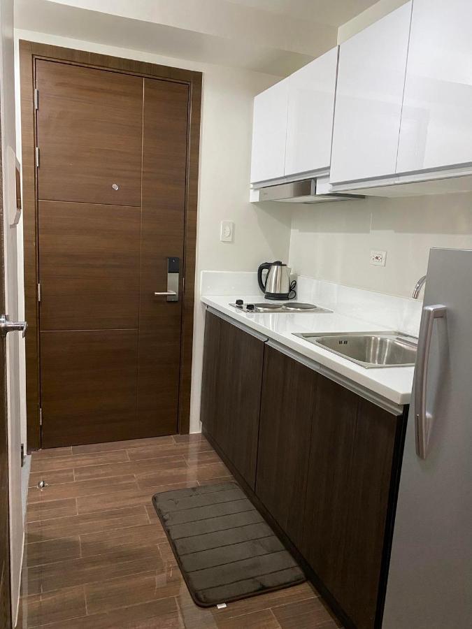 Cozy Crib @ Air Residences - Makati San Pedro Makati Eksteriør billede